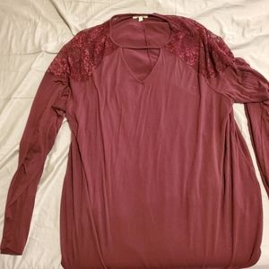Size 1 Maroon Maurice's long sleeve top with lace
